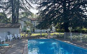 Le Parc Aux Cedres